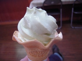 ソフトクリーム菜の花.jpg