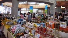 道の駅横浜 店舗内.jpg